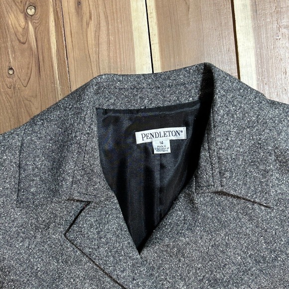Vintage Pendleton Wool Suit Women’s Size 14 Jacket Size 10 Pants Wool/Silk - Picture 3 of 14